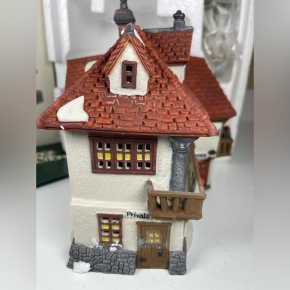 🆕Dickens Village series Dept 56 HVC “Mr Wickfield solicitor” David Copperfield - Picture 6 of 16